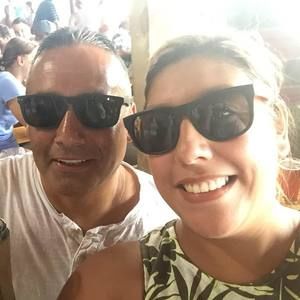 Meet your Posher, Bernie